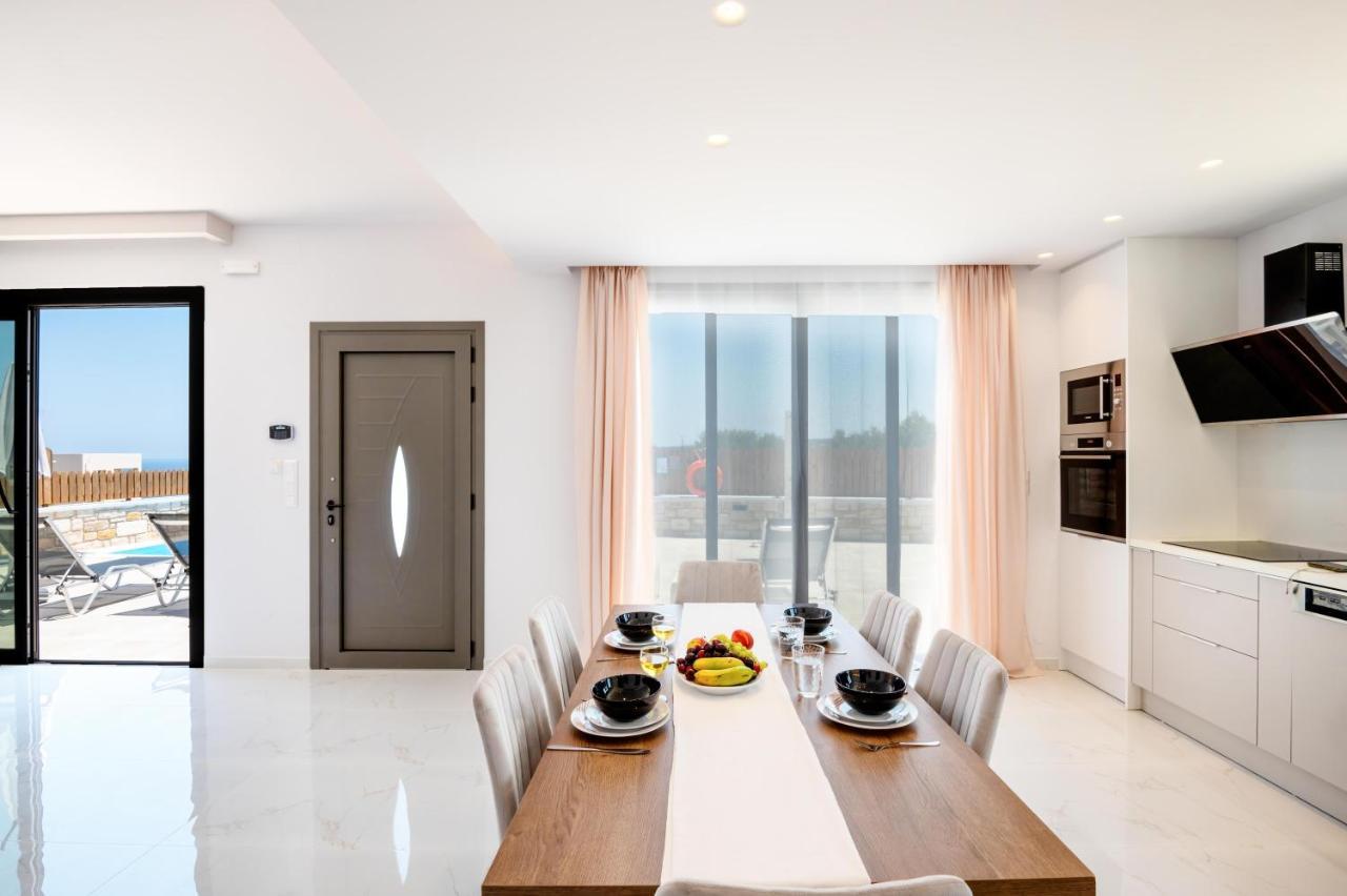Halaro Villa Gerani  Bagian luar foto