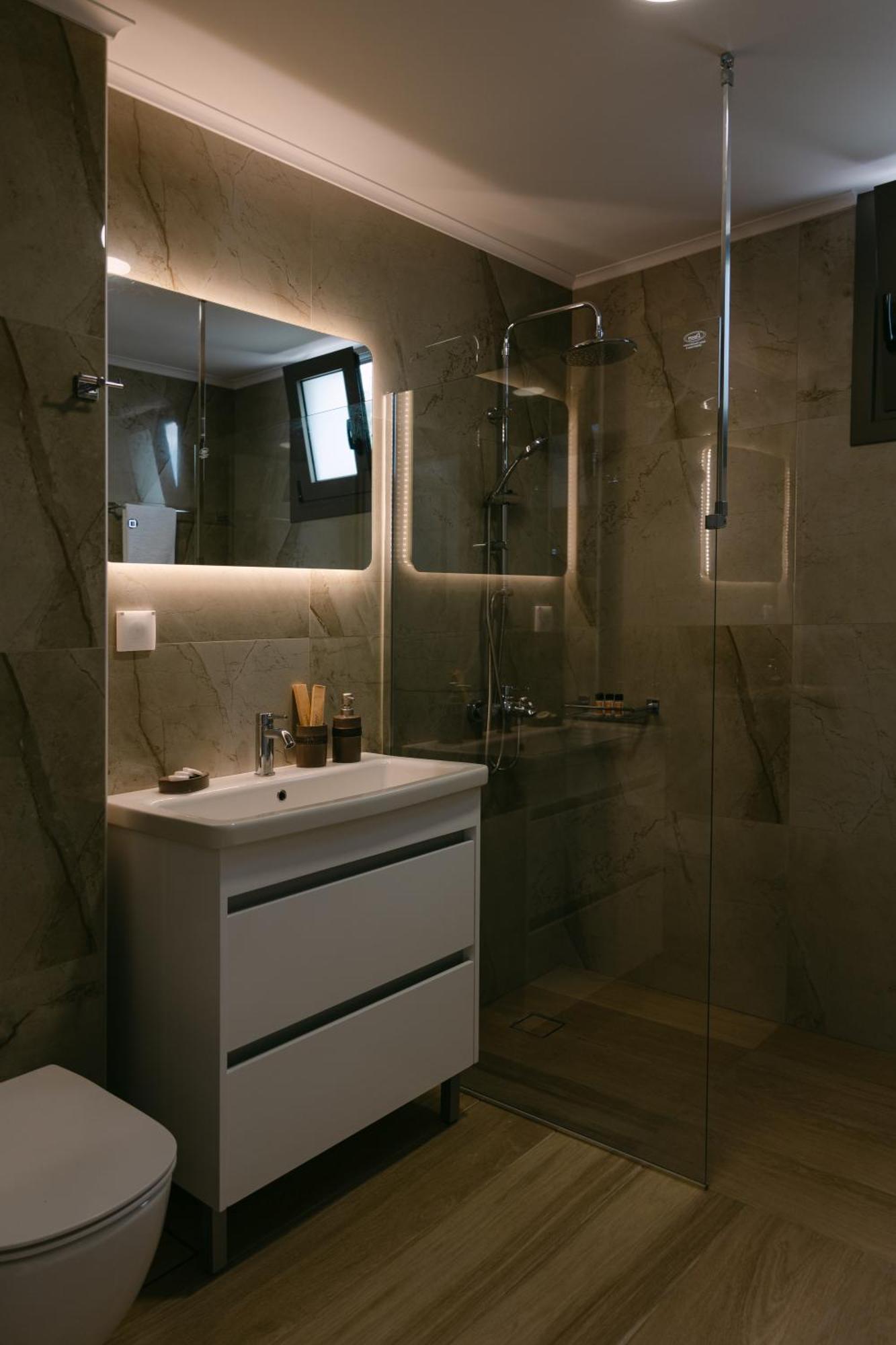Halaro Villa Gerani  Bagian luar foto